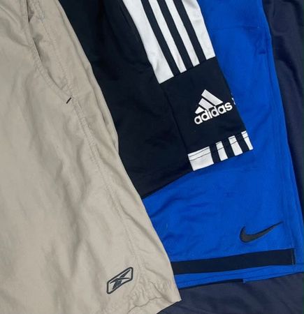Mixed branded shorts