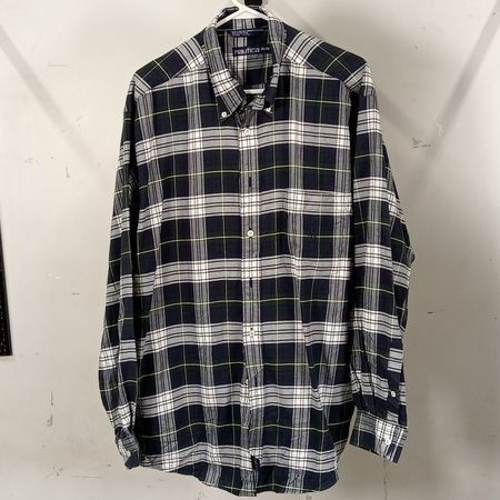 NAUTICA MEN'S SHIRTS - BUNDLE 08