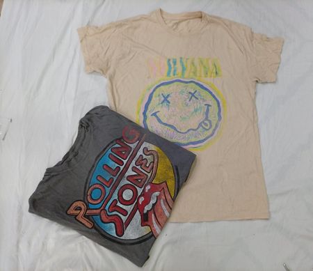 CR9683 Vintage Music T-Shirts