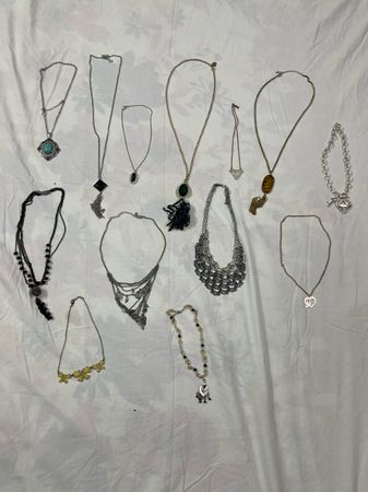 Y2k / Vintage style necklaces