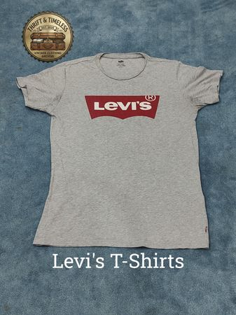 Levi's T-Shirts