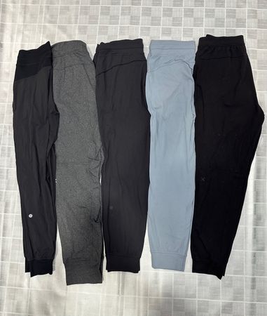 Lululemon trousers