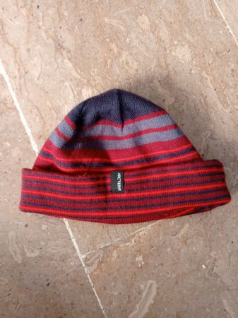 Wholesale Premium Branded Beanies Box – Vintage Streetwear Knit Hats Bulk Lot