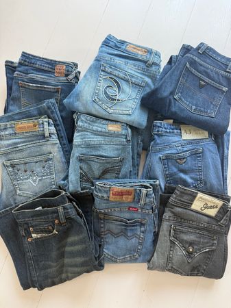Women’s Y2K low rise jeans