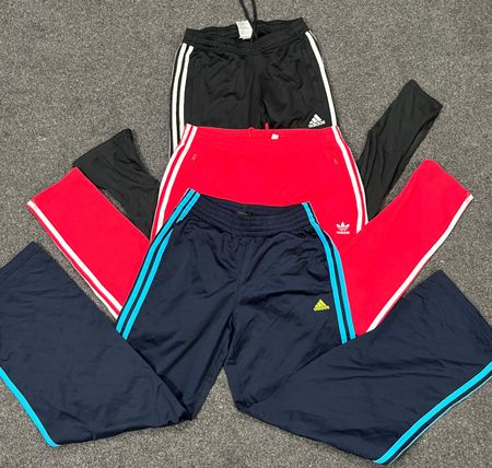 Vintage Adidas Joggers – Original Sportswear/AT-001