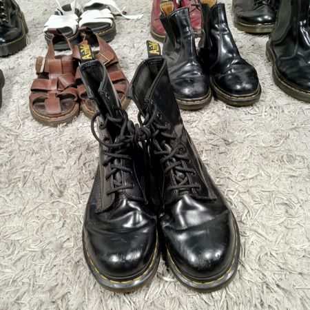 DR. MARTENS SHOES SLIPPERS & BOOTS - BUNDLE 03