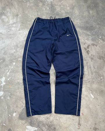 Premium Vintage Nike Baggy Trackpants