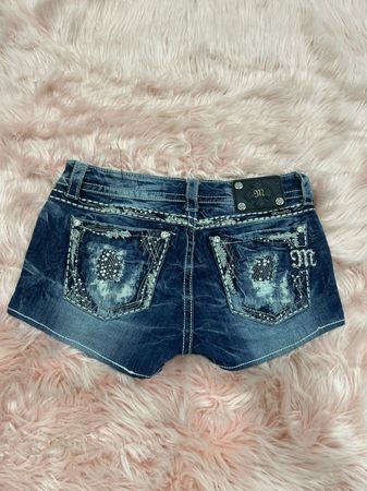 Miss Me, Rock Revival, True Religion Shorts - [AV1]