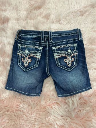 Miss Me, Rock Revival, True Religion Shorts -[AV2]