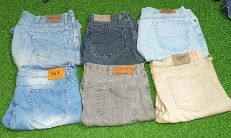 FADED GLORY AND OTHER MIX BRANDS SHORTS (D 173)