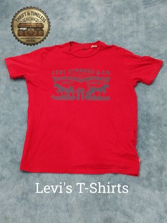 Levi's T-Shirts