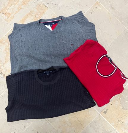 Tommy Cable Knitt Sweaters