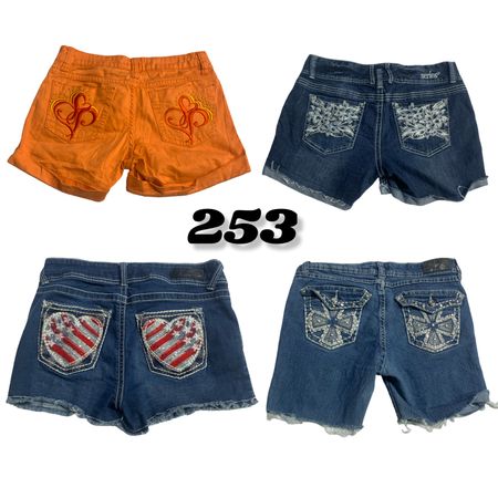 Low Rice Sexy Shorts (brands) Wallflower & Almost Famous #253.