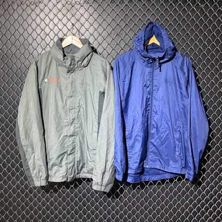 Mix branded windbreaker (fnc 383)