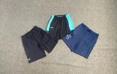 Under Armour Running Shorts - (07/07)