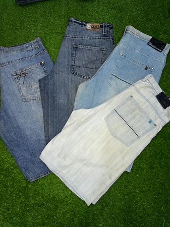 Southpole &0ther Brands shorts (BN 537)
