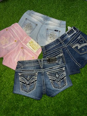 Y2K shorts BN 538)