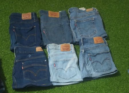 LEVI’S  MINI SKIRTS (C 227)
