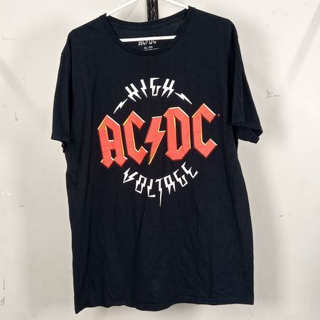MUSIC T-SHIRTS - BUNDLE 17