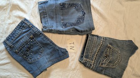 Jolis mini shorts en denim/ Jupes 😍 N1