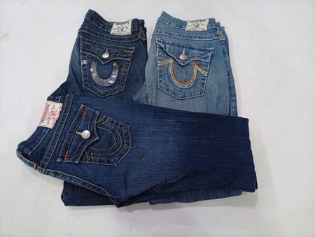 CR9940 Vintage True Religion Flare & Straight Jeans