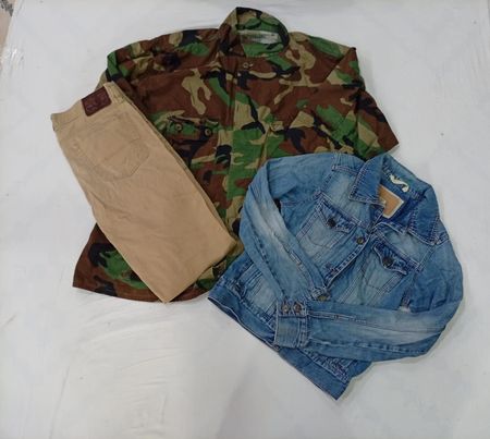 CR9967 Vintage Mix Branded Mix Bundle
