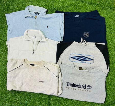 Mix brand vintage sweatshirts bundle 230