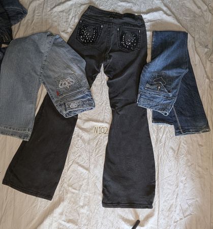 Beautiful boot cut jeans N102