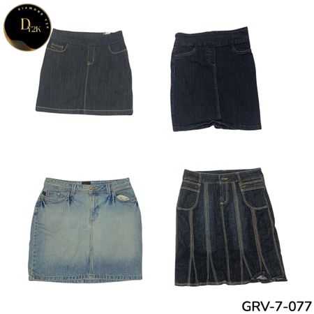Women’s Denim Midi Skirt – Authentic Y2K Vintage Fashion. (GRV-7-077)