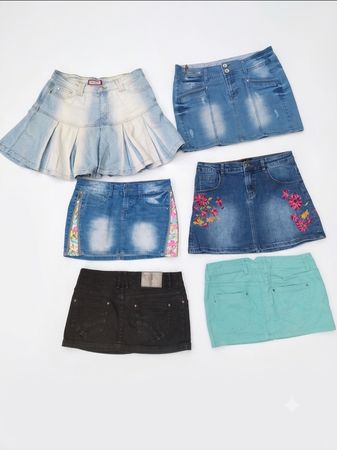 Thrifted Aesthetic Mini Skirts Wholesale
(VM-94)