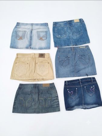 Ensemble en gros de jupes mini pour femmes (VM-95)