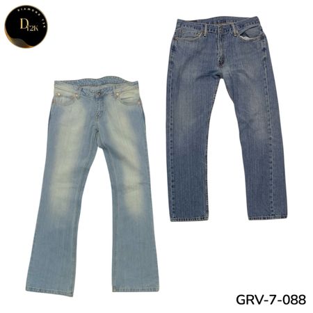 Women’s Levi’s Premium Denim Jeans – Iconic Y2K Vintage Fashion. (GRV-7-088)