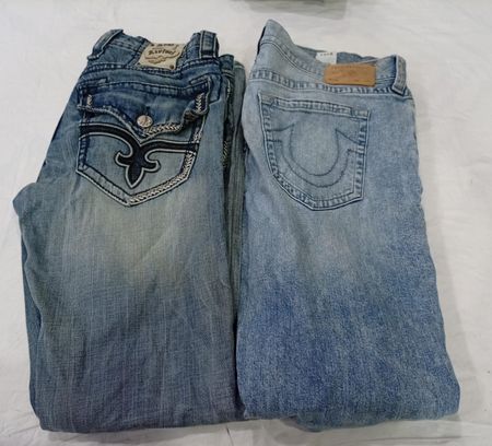 CR10049 Vintage True Religion & Rock Revival Men’s Jeans