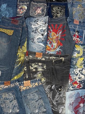 Y2k japanische Stickerei Jeans