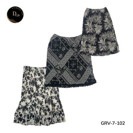 Women’s Poly Skirt – Authentic Y2K Vintage Fashion Skirt. (GRV-7-102)