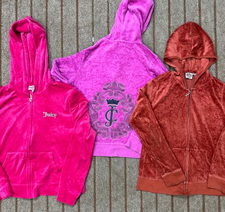 SD466- Juicy Couture Ladies Zipper - 43 Pieces