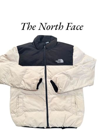 .	The North Face Puffer Jacket 43