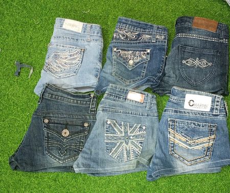 AMETHYST JEANS AND OTHER MIX BRANDS MINI SHORTS (C 243)