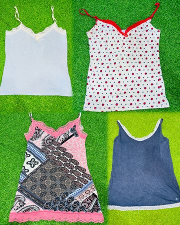 Y2K camisole lace