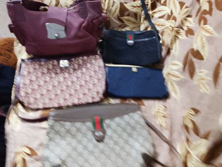 authentic Dior gucci Prada bags hand pick is also available