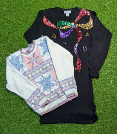6828 - Vintage Style Woman Sweaters