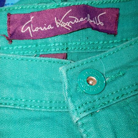 NINE WEST  AND OTHER MIX BRANDS MINI SKIRTS (C 420)