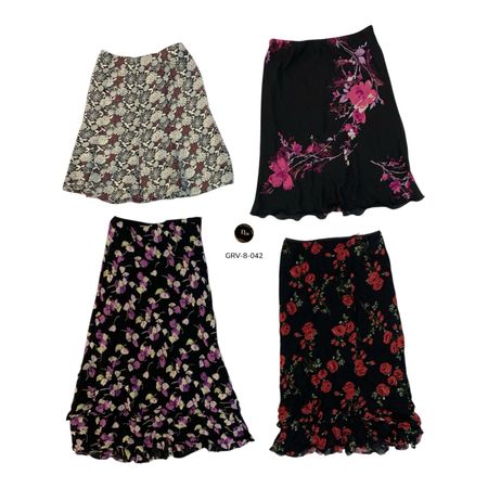 Women’s Poly Skirt – Authentic Y2K Vintage Fashion Skirt. (GRV-8-042)