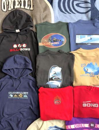 Billabong Ecko Unltd Badehosen T-Shirts Hoodies
