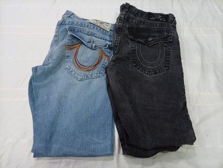CR10502 Vintage True Religion Men’s Jeans