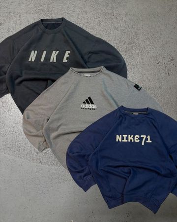 Premium vintage reseller lots sweatshirt