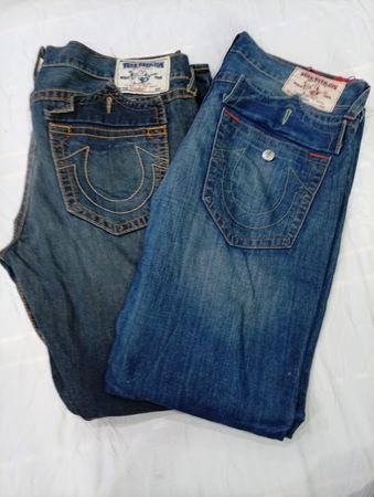 CR10443 Vintage True Religion Men’s Jeans