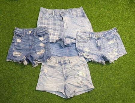 7091 - American Eagle shorts
