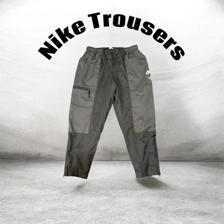 .	Vintage Nike Track Trousers Men’s Y2K Sportswear Joggers