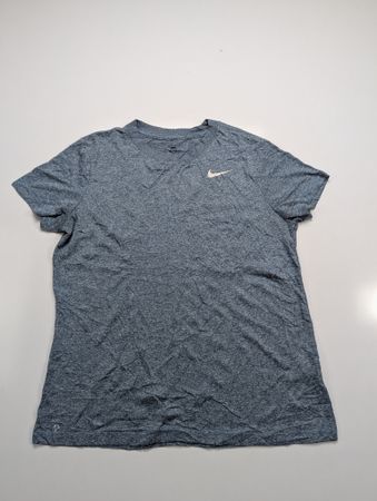 SV 01 Bulk 10x Nike T-Shirts Bundle – Assorted Styles & Sizes – AB Grade